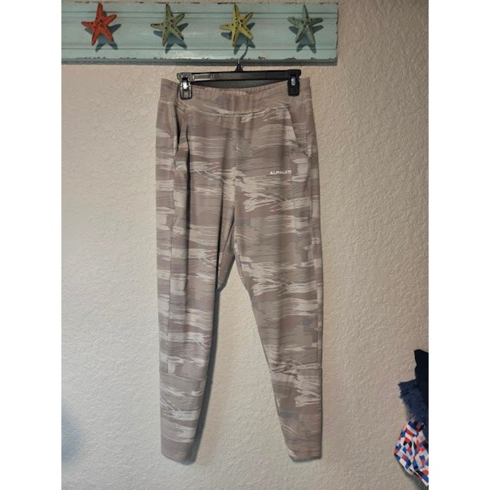 Alphalete Light Tan Camo Joggers